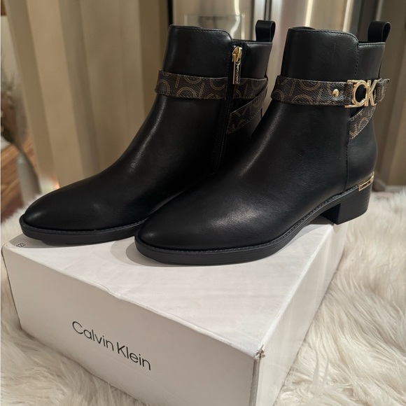 Calvin Klein Shoes - Calvin Klein Women's Dhara Ankle Boots